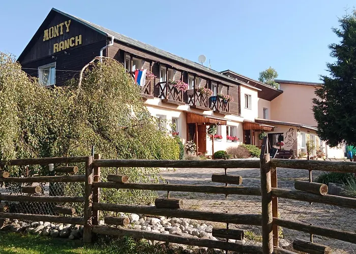 Monty Ranch Guest house